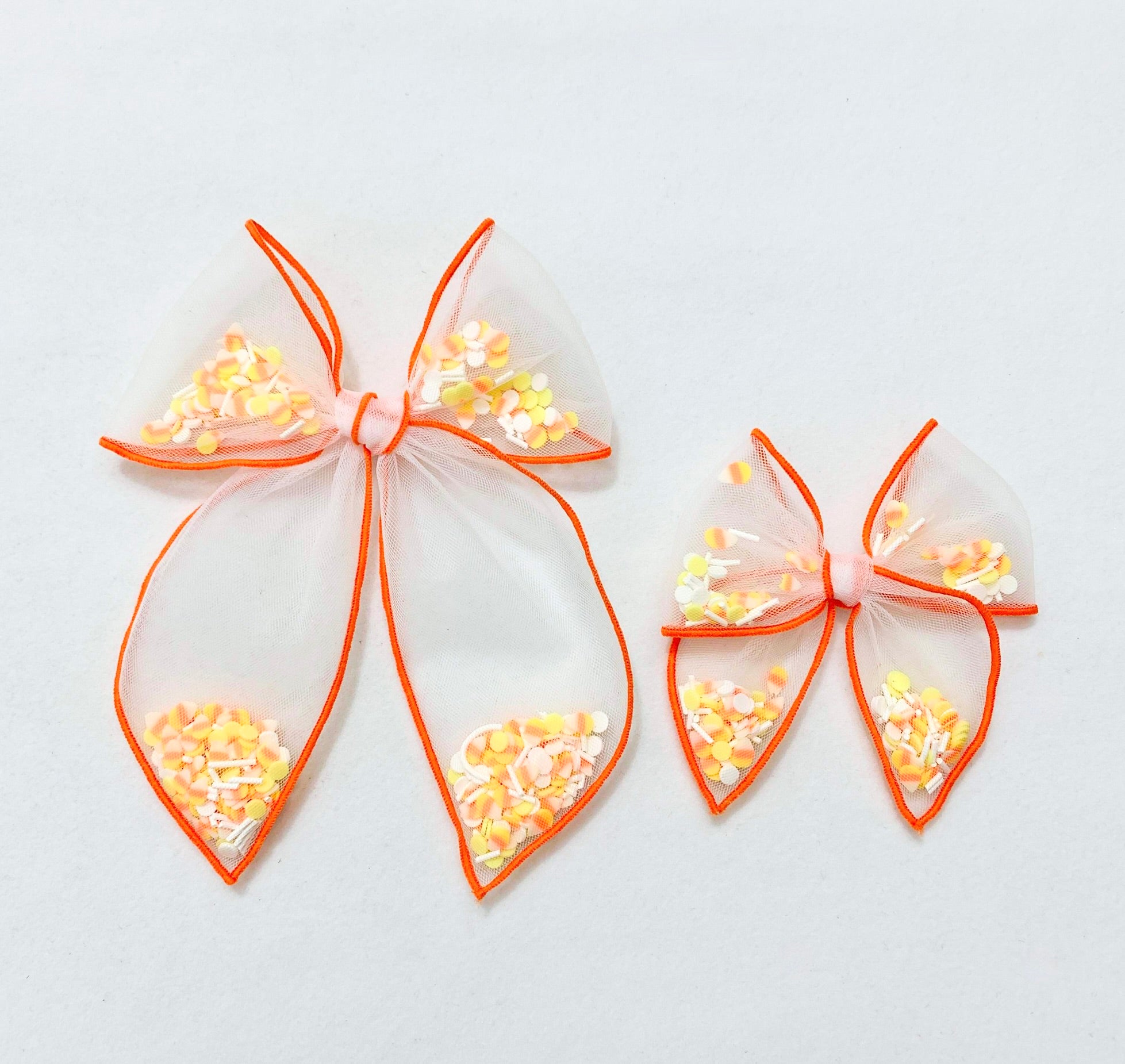 **PRE-FILLED/PRE-TIED Candy Corn SHAKER BOW Includes Removable Clip-Wholesale