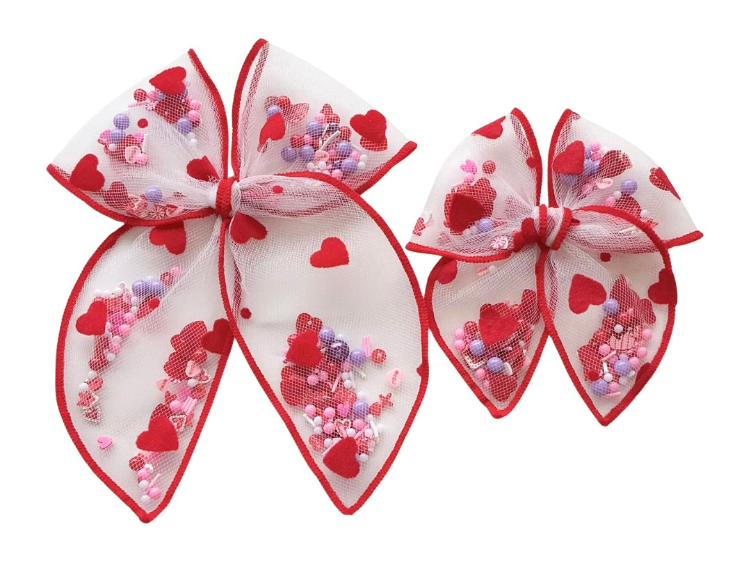 (PREORDER) Choose Size PRE-FILLED/PRE-TIED SHAKER BOW-Red Hearts