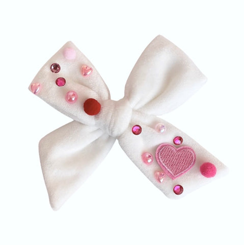 (PREORDER) PRE-TIED White Velvet Heart Bow