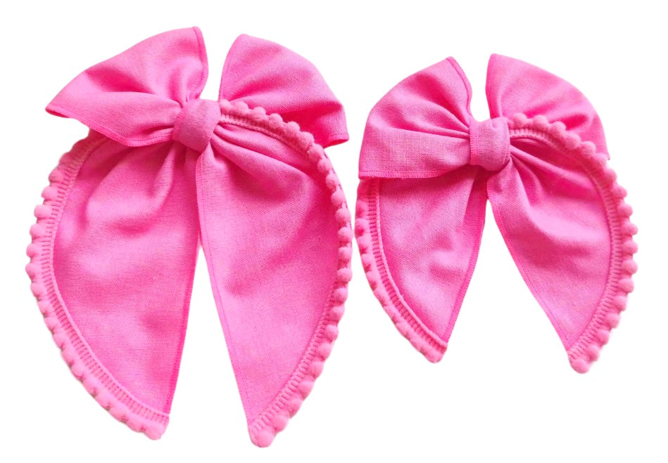 (PREORDER) CHOOSE SIZE**-PRE-TIED SURGED POM POM Bows